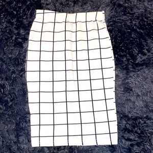 NWOT Sheln Women’s Skirt Size XS